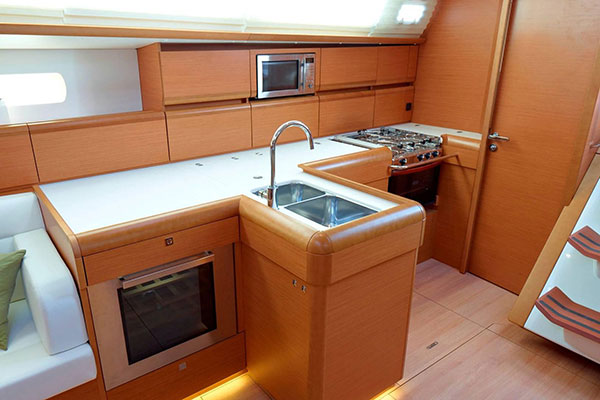 JEANNEAU SUN ODYSSEY 519